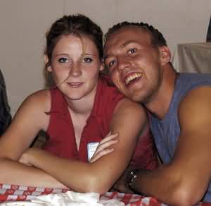 heather hanson and husband- linda durtschi.jpg - 9714 bytes